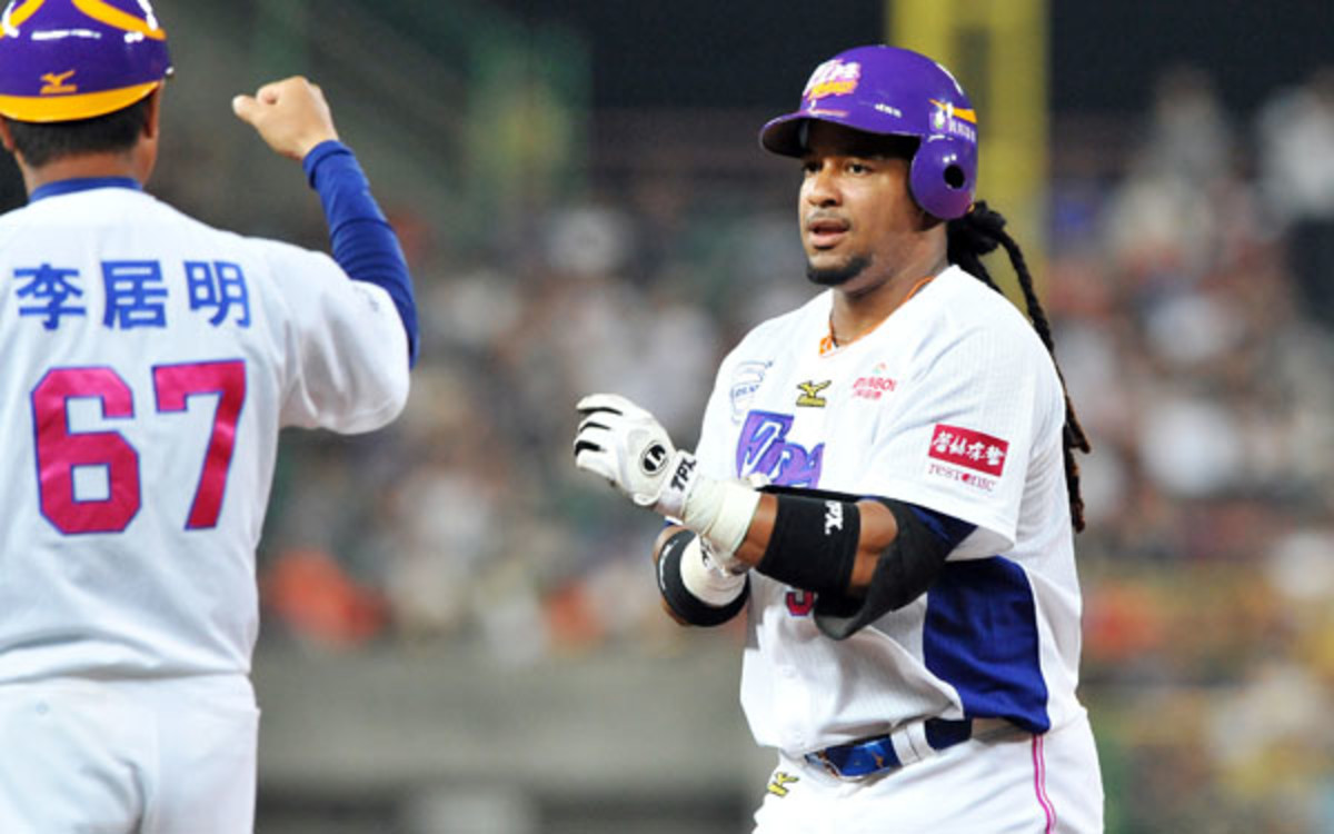 Manny Ramirez reportedly wants to return to the major leagues. (AFP/Getty Images)