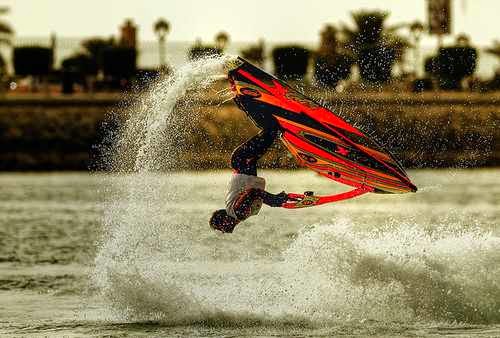 Take Part in Some Freestyle Jetski Tricks & Parachute Skiing Sports