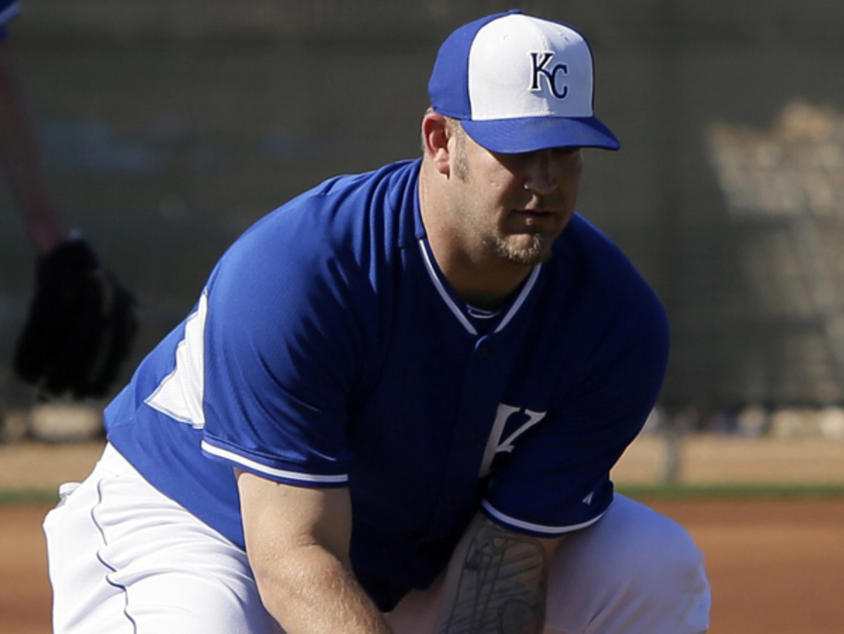 Brad Penny gets released by Royals after reportedly punching a wall