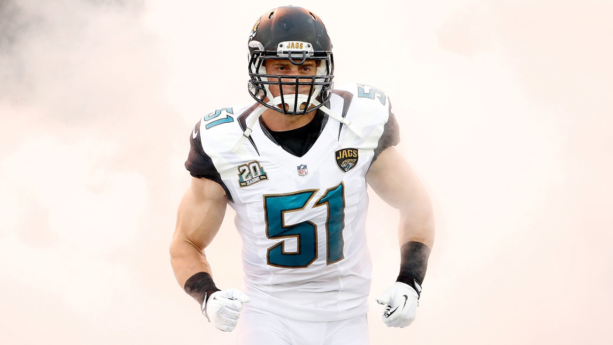 Jacksonville Jaguars linebacker Paul Posluszny done for season with