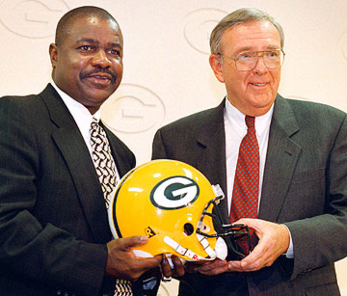 Ray Rhodes and Ron Wolf (Mike Roemer/AP)