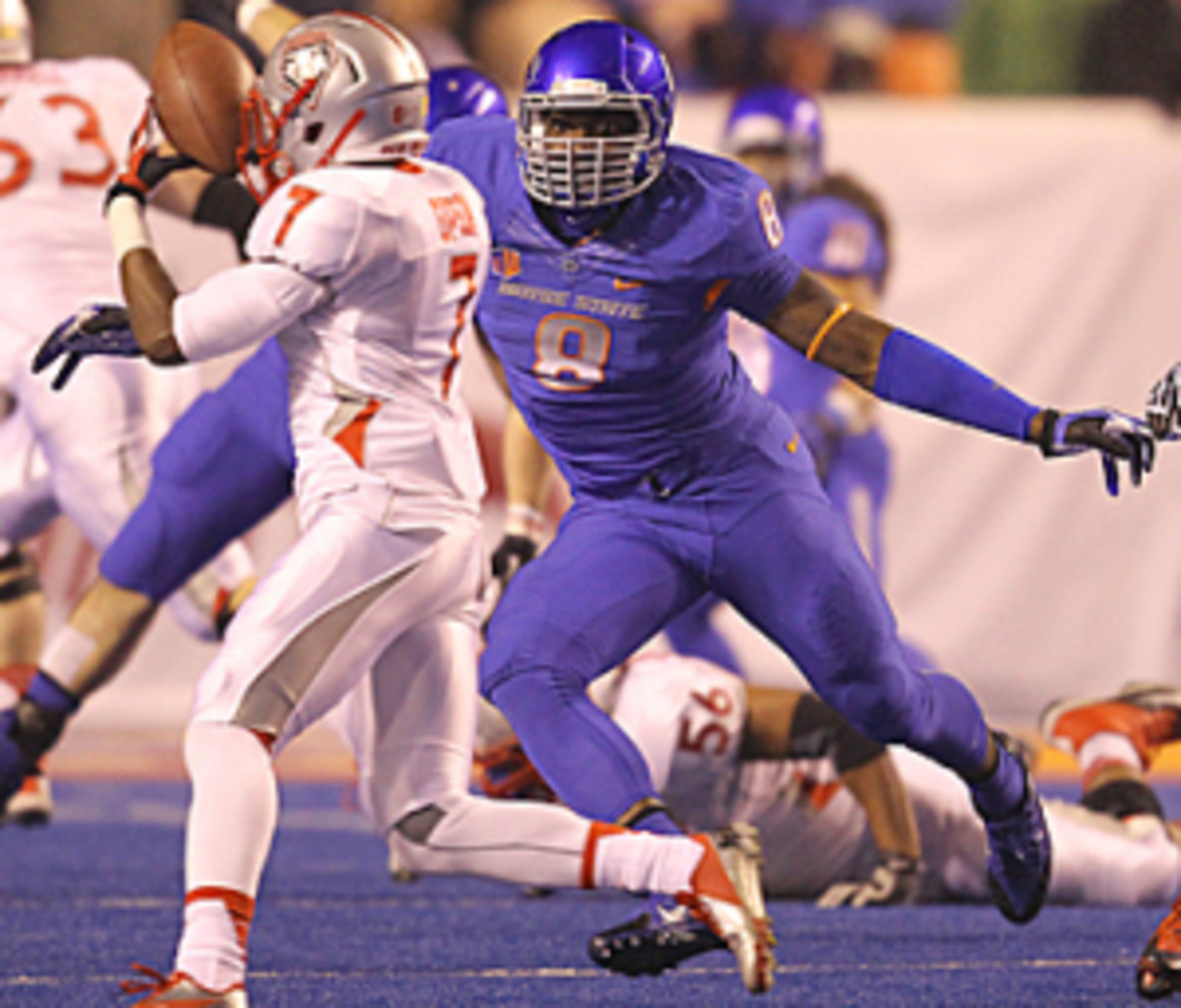 Jerry Jones is hoping Demarcus Lawrence can do some of the things DeMarcus Ware used to do in Big D. (Drew Nash/AP/The Times-News)