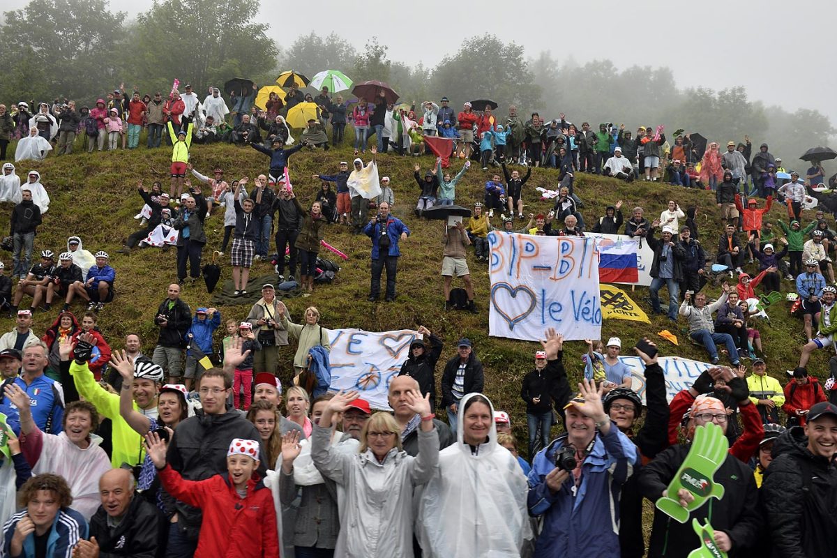 tour-de-france-fans-452064312_10.jpg