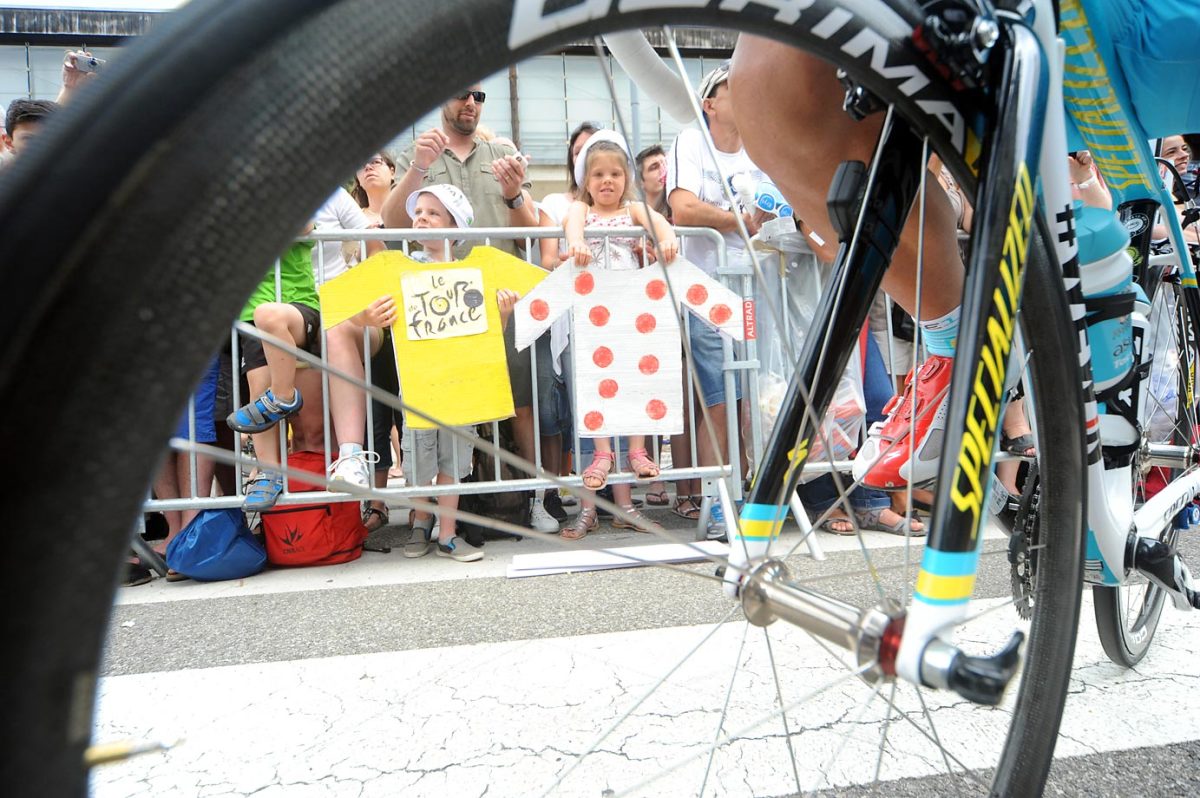 tour-de-france-fans-452389028_10.jpg