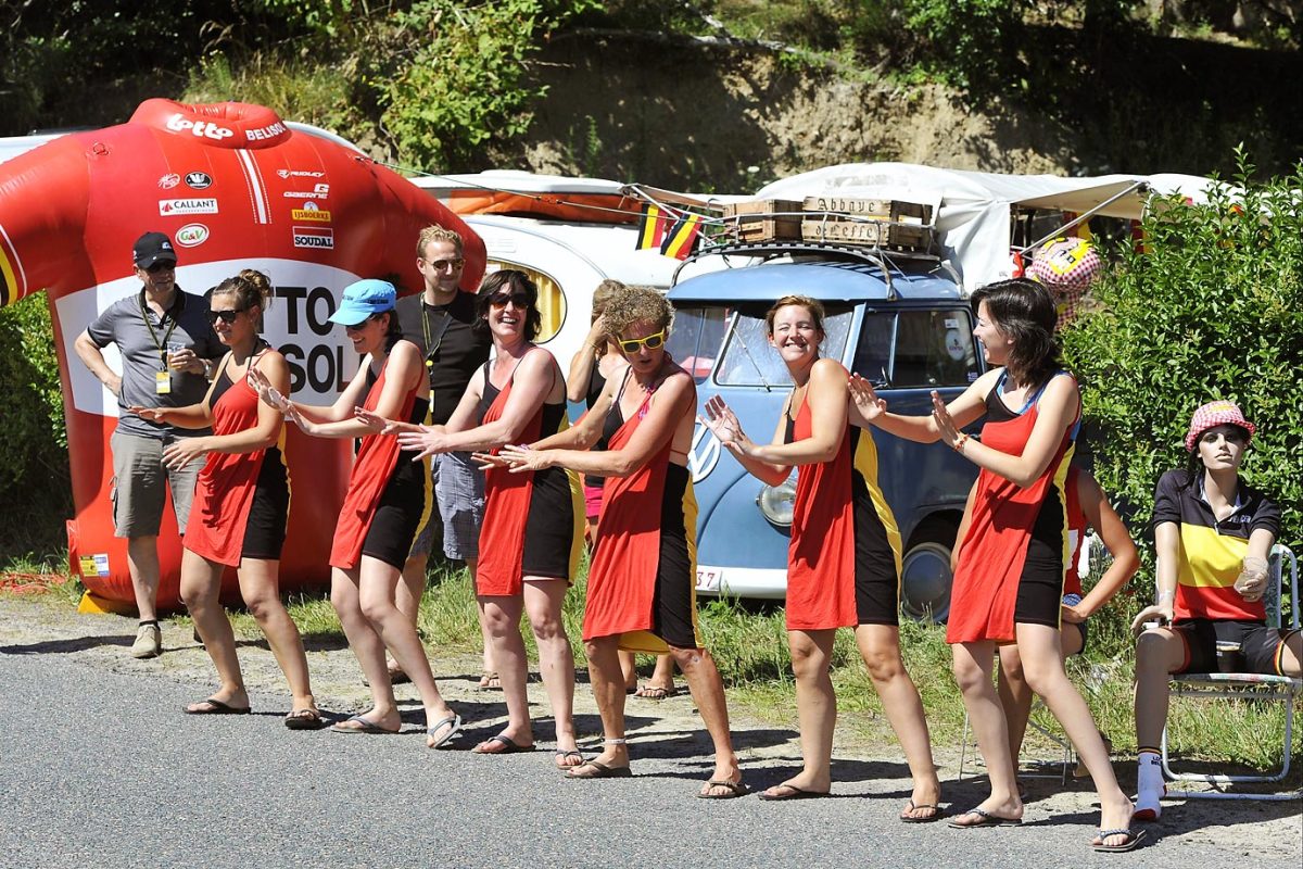 tour-de-france-fans-CDK140718158z_Tour_de_France.jpg