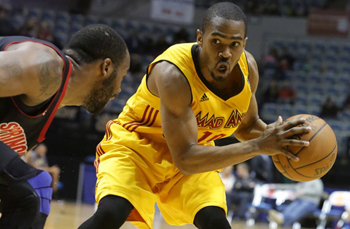 Fort Wayne Mad Ants star Ron Howard became the NBA D-League's all-time leading scorer on March 29.