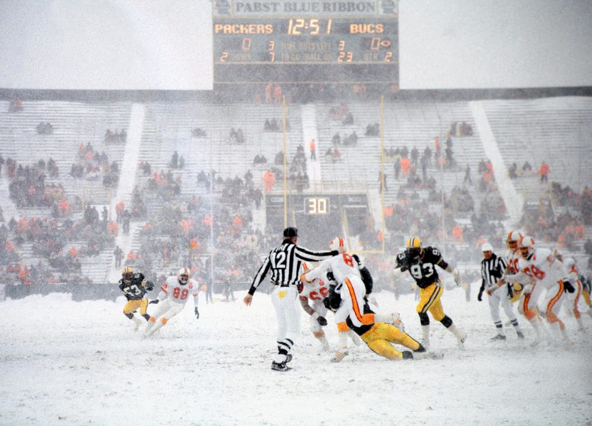 The 10 Most Memorable Snow Games in NFL History Sports Illustrated