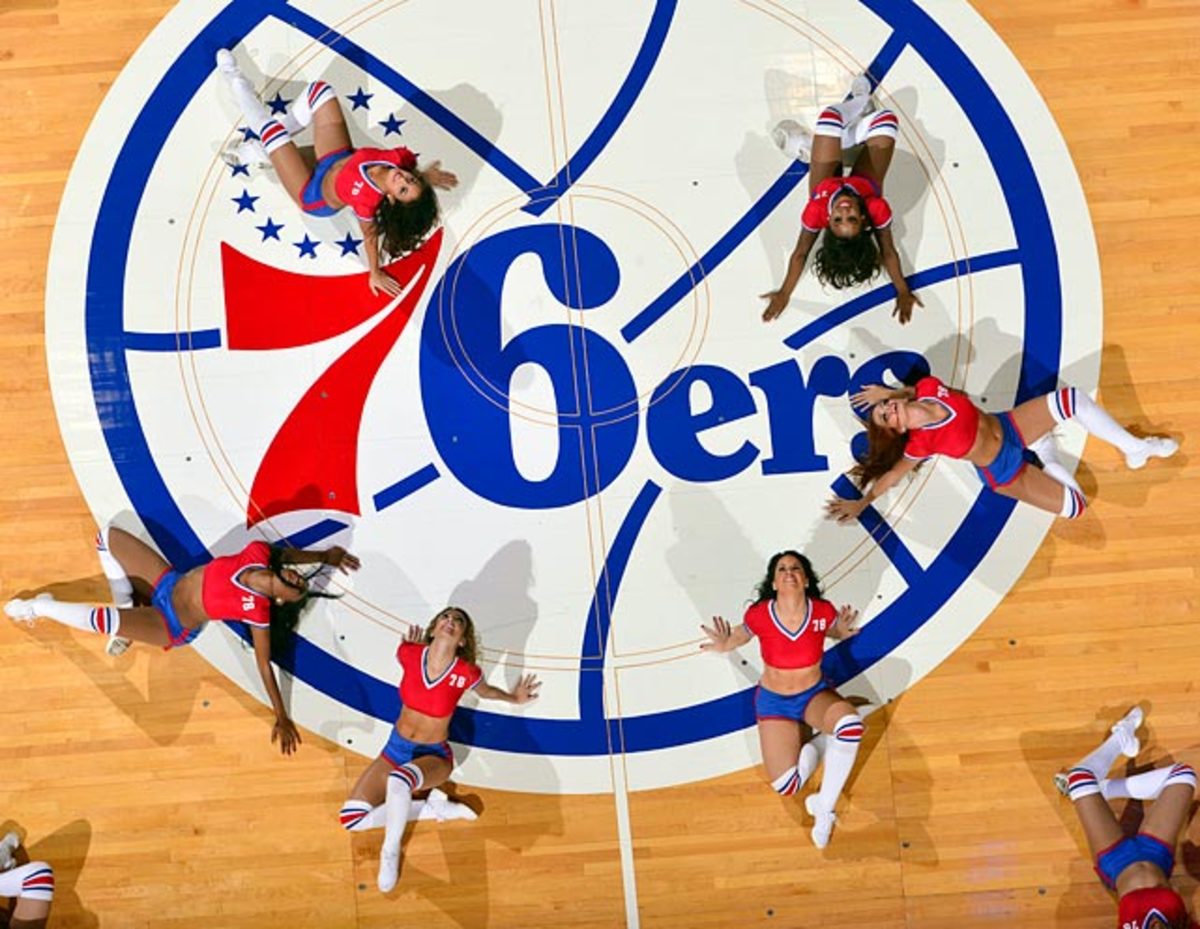 140331172203-philadelphia-76ers-dream-team-dancers-187265771-10-single-image-cut.jpg