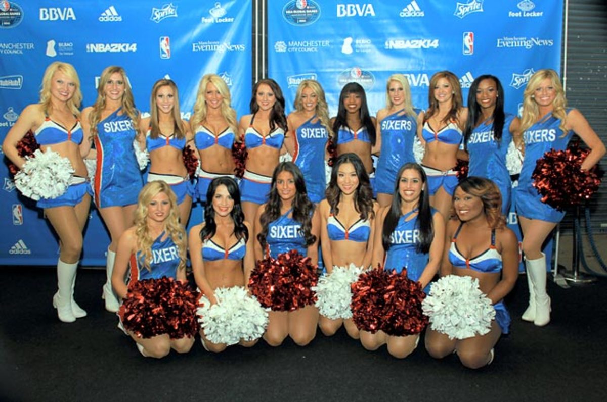 140331172135-philadelphia-76ers-dream-team-dancers-183729970-10-single-image-cut.jpg