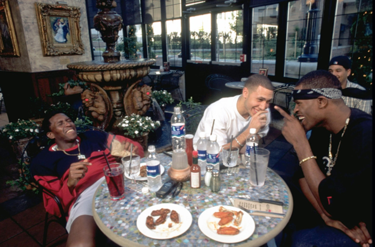 From left to right, the Vancouver Grizzlies' Felipe Lopez, Mike Bibby and Stephen Jackson having lunch at Cactus Club Cafe in 1999.