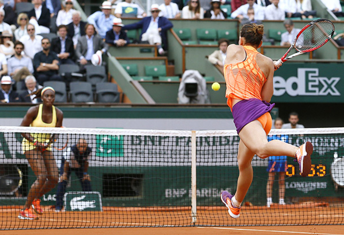 Simona Halep knocked out Sloane Stephens, the lone American left in the French Open draw. (PATRICK KOVARIK/AFP/Getty Images)