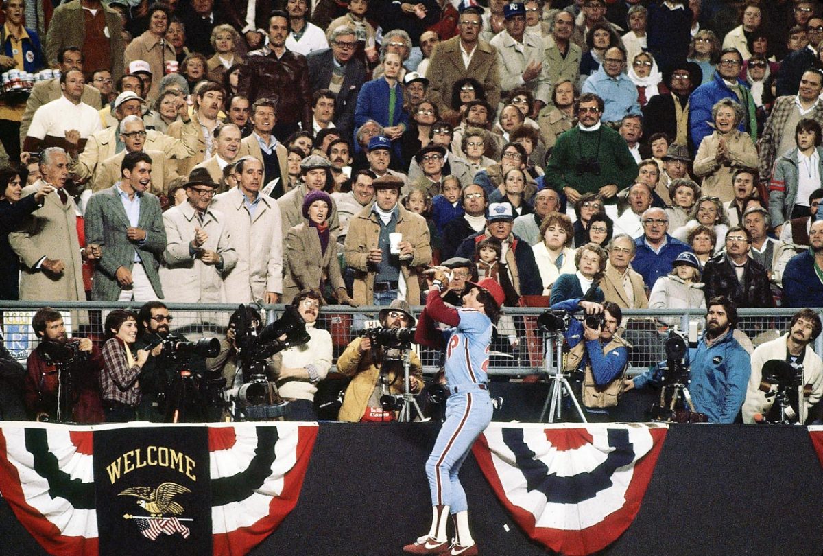 Mike Schmidt by Ronald C. Modra/sports Imagery