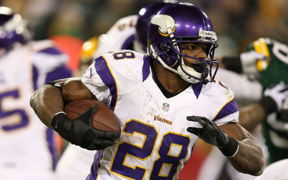 Adrian Peterson says allegations of HGH use "makes me feel good." (Andy Lyons/Getty Images)