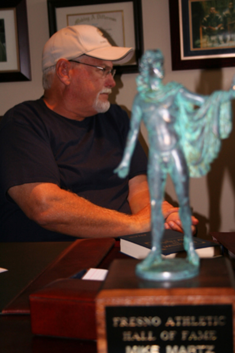 Stan Musial Replica Statue (with Box)
