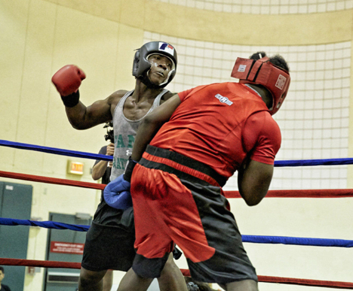 Although Jonathan was a linebacker at FAMU before he chose academics over football, Willie decided he'd rather deliver blows in the ring than on the field.