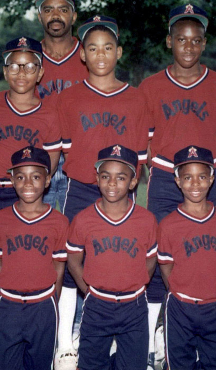 140314125924-carl-crawford-michael-bourn-childhood-080096413-single-image-cut.jpg