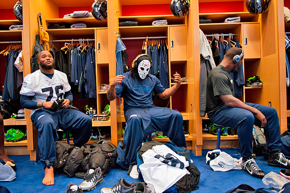 lynch-locker-room-800.jpg