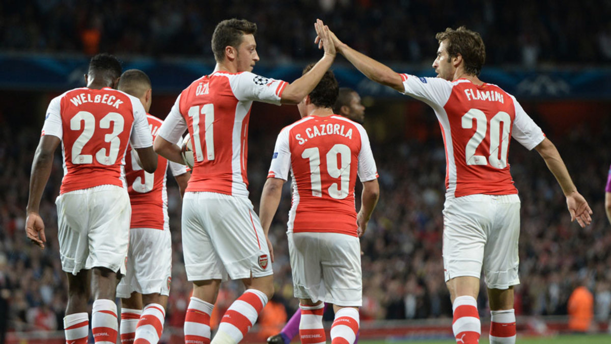 Арсенал бернли. Человек арсенал. Arsenal 2022. Фк арсенал 2019. Арсенал лайв.