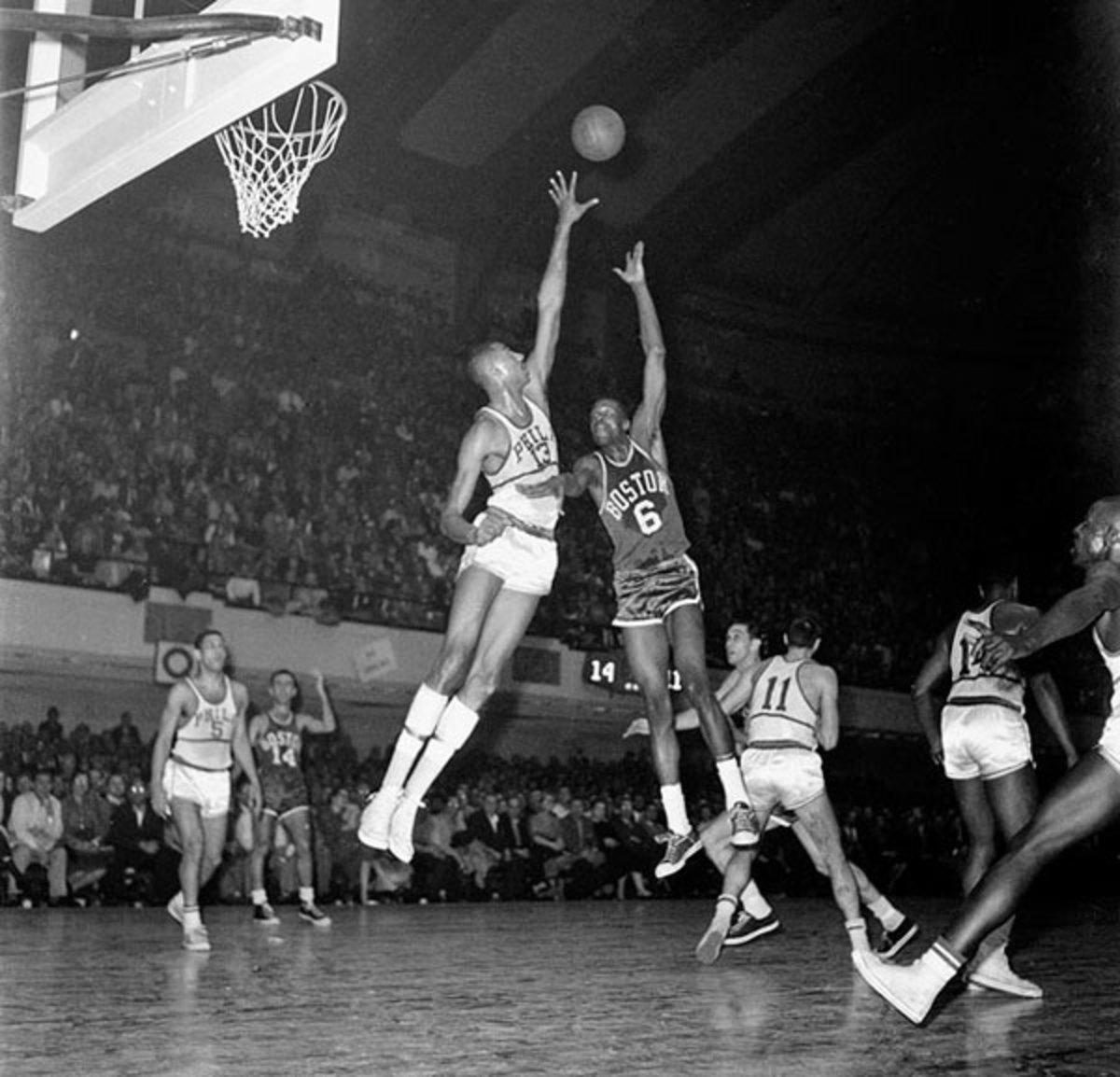 140211181558-1960-bill-russell-wilt-chamberlain-079008174-single-image-cut.jpg