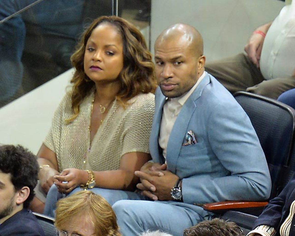 140612152556-stanley-cup-celebrities-450472842-10-single-image-cut.jpg