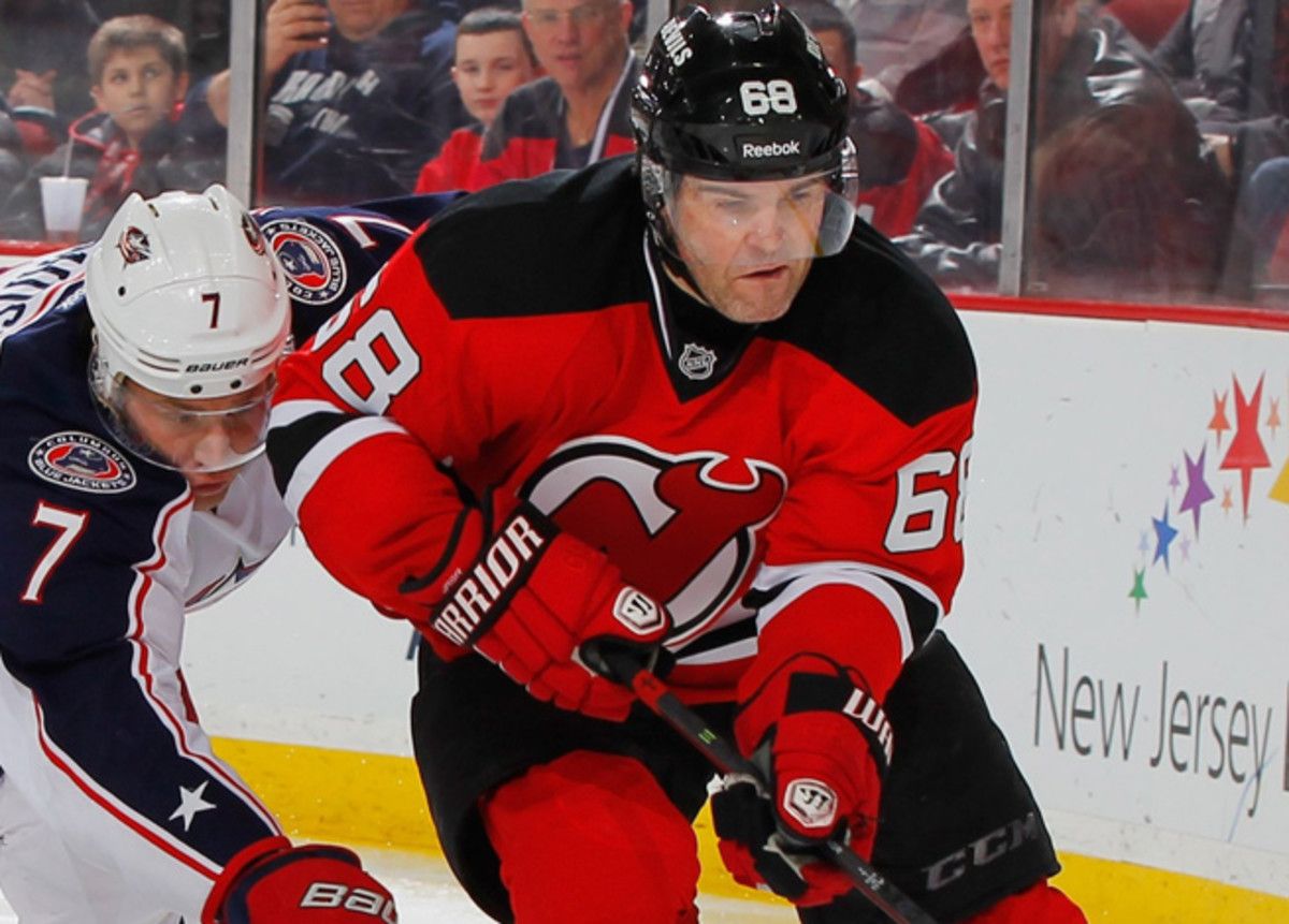 Jaromir Jagr's 19th goal of the season was his 700th in 20 seasons in the NHL.