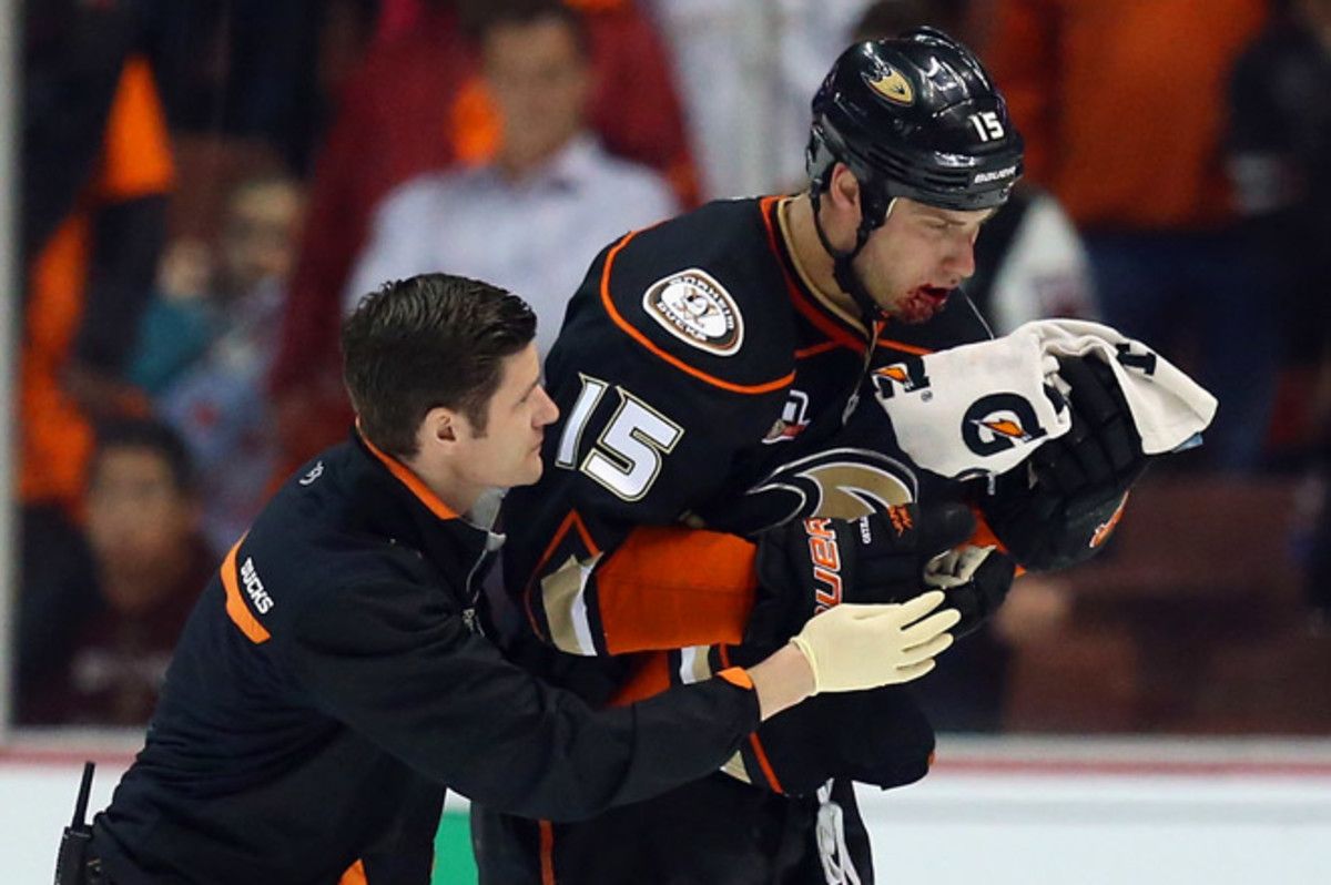 Getzlaf was hit by Tyler Seguin's shot in the final minute of the Ducks' 4-3 victory over Dallas on Wednesday.