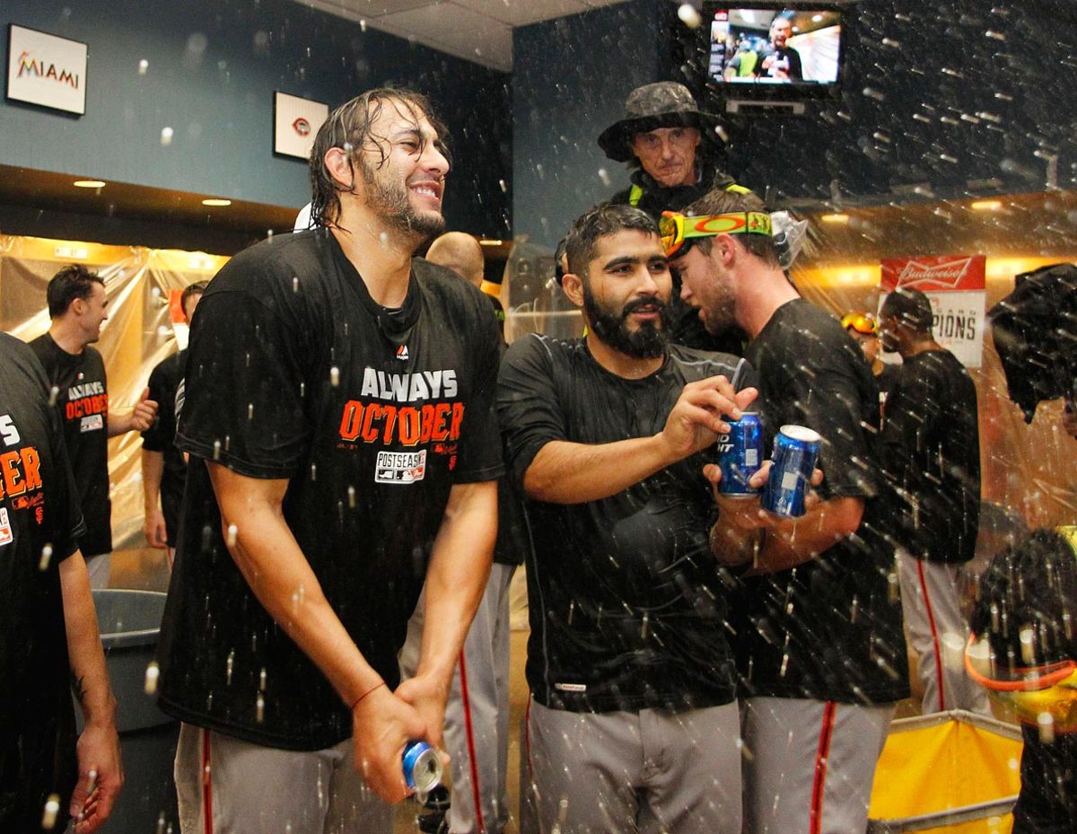 2014-1001-San-Francisco-Giants-Michael-Morse-Sergio-Romo-celebrate.jpg