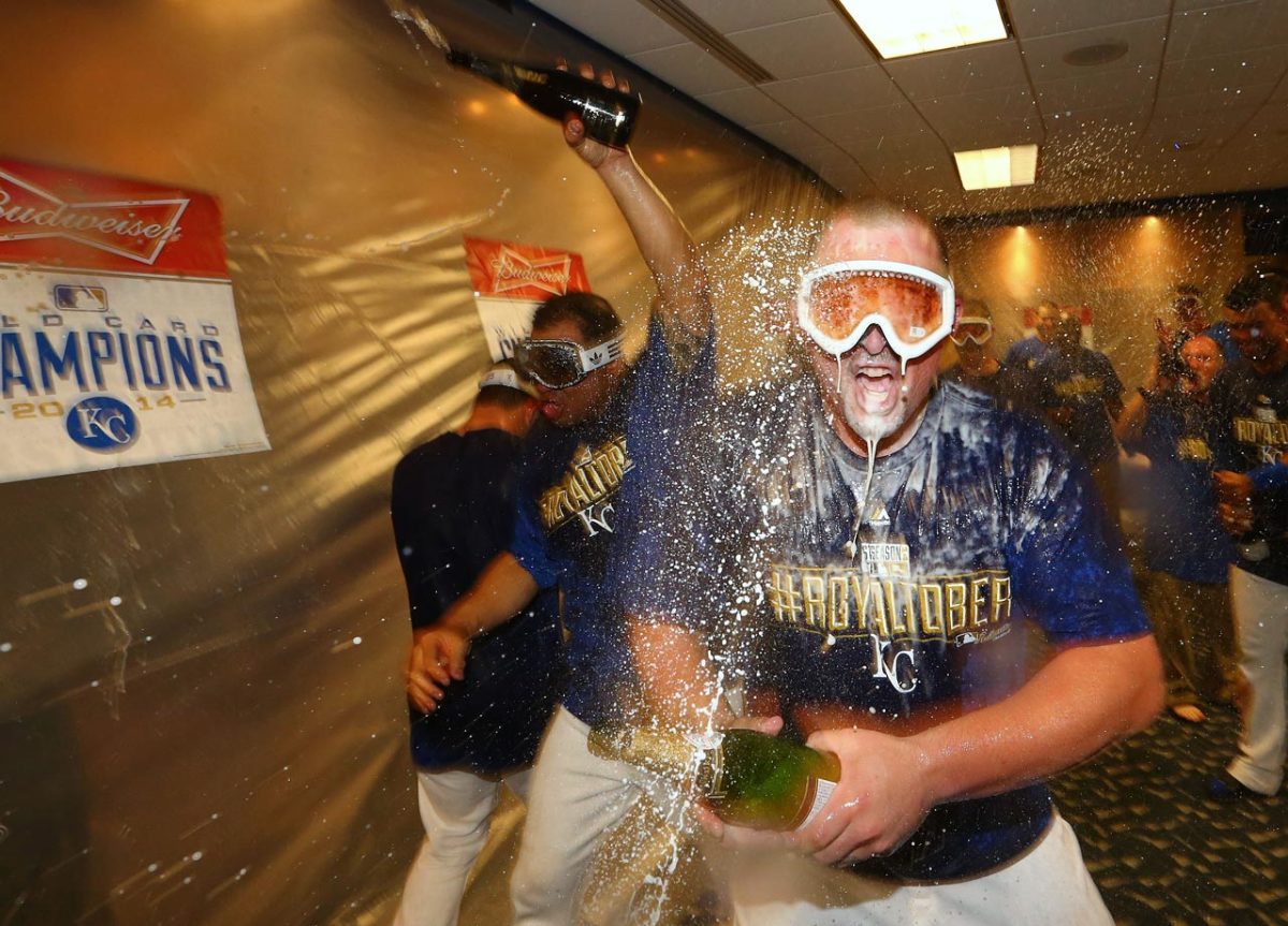 2014-0930-Kansas-City-Royals-Billy-Butler-celebrates.jpg