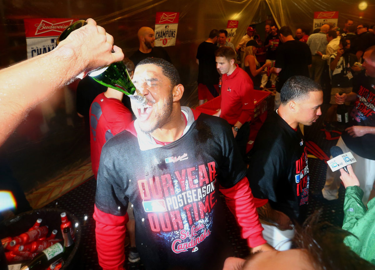2014-1007-St-Louis-Cardinals-Oscar-Taveras-celebrates.jpg
