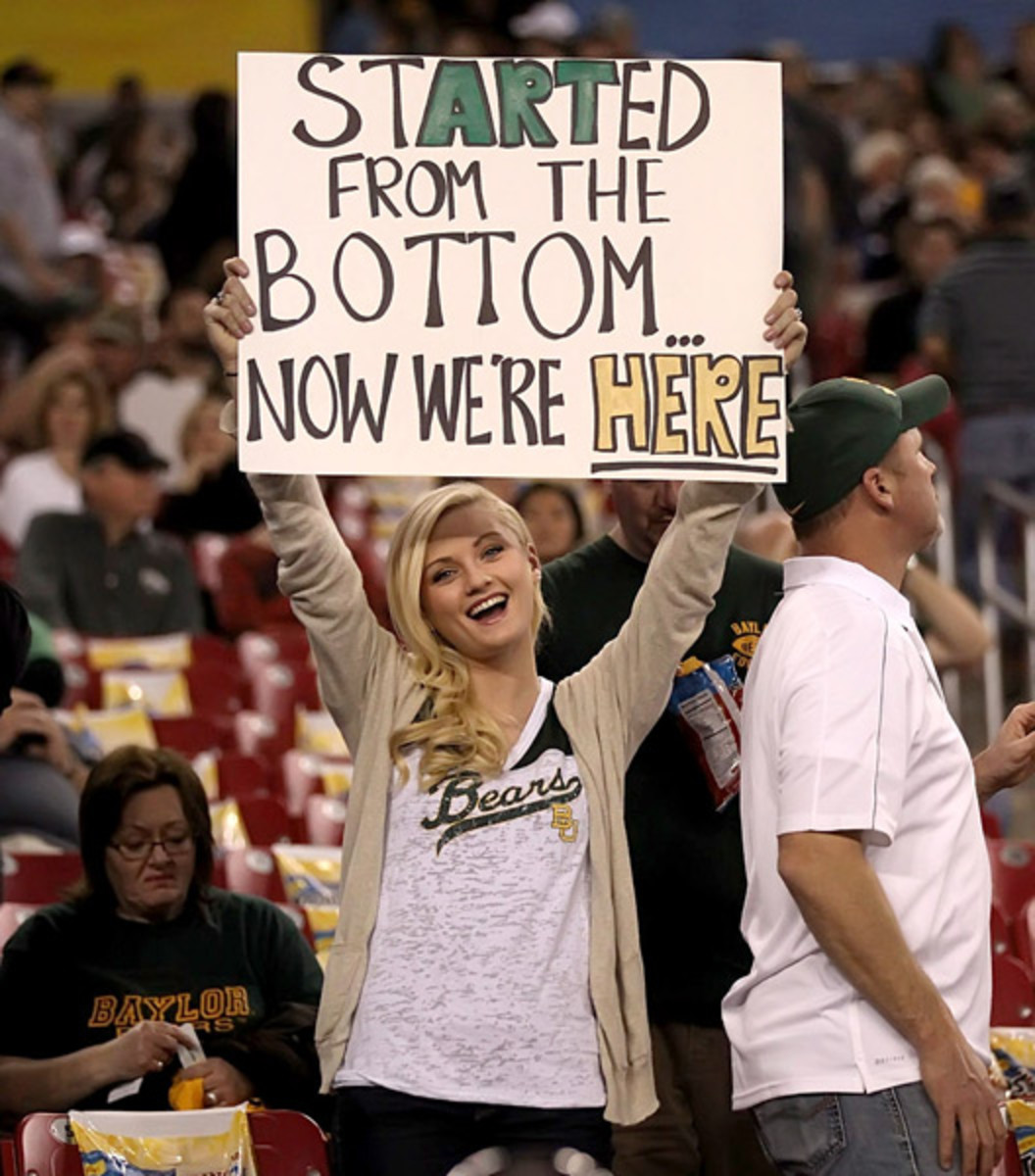 Selfies eróticos de la nueva Kate Upton para opositar a 'Nueva Novia de la  NBA' - Lauren Hanley, la 'It Girl' a la que ya bautizan... | Marca.com, image size:1056x1200