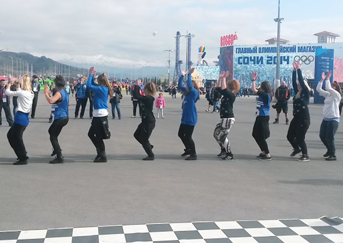 line-dancing-sochi-olympic-park.jpg