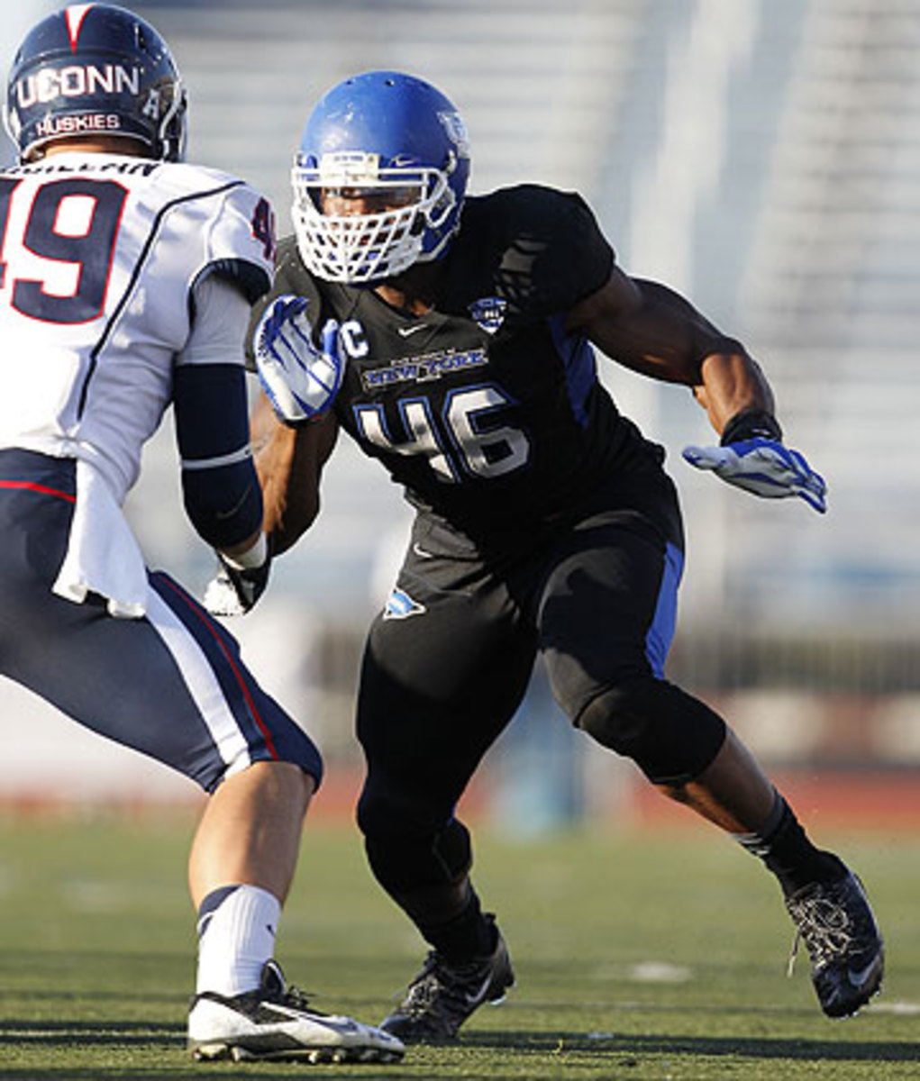 Khalil Mack is expected to be an early pick on May 8. (Mike Groll/AP)