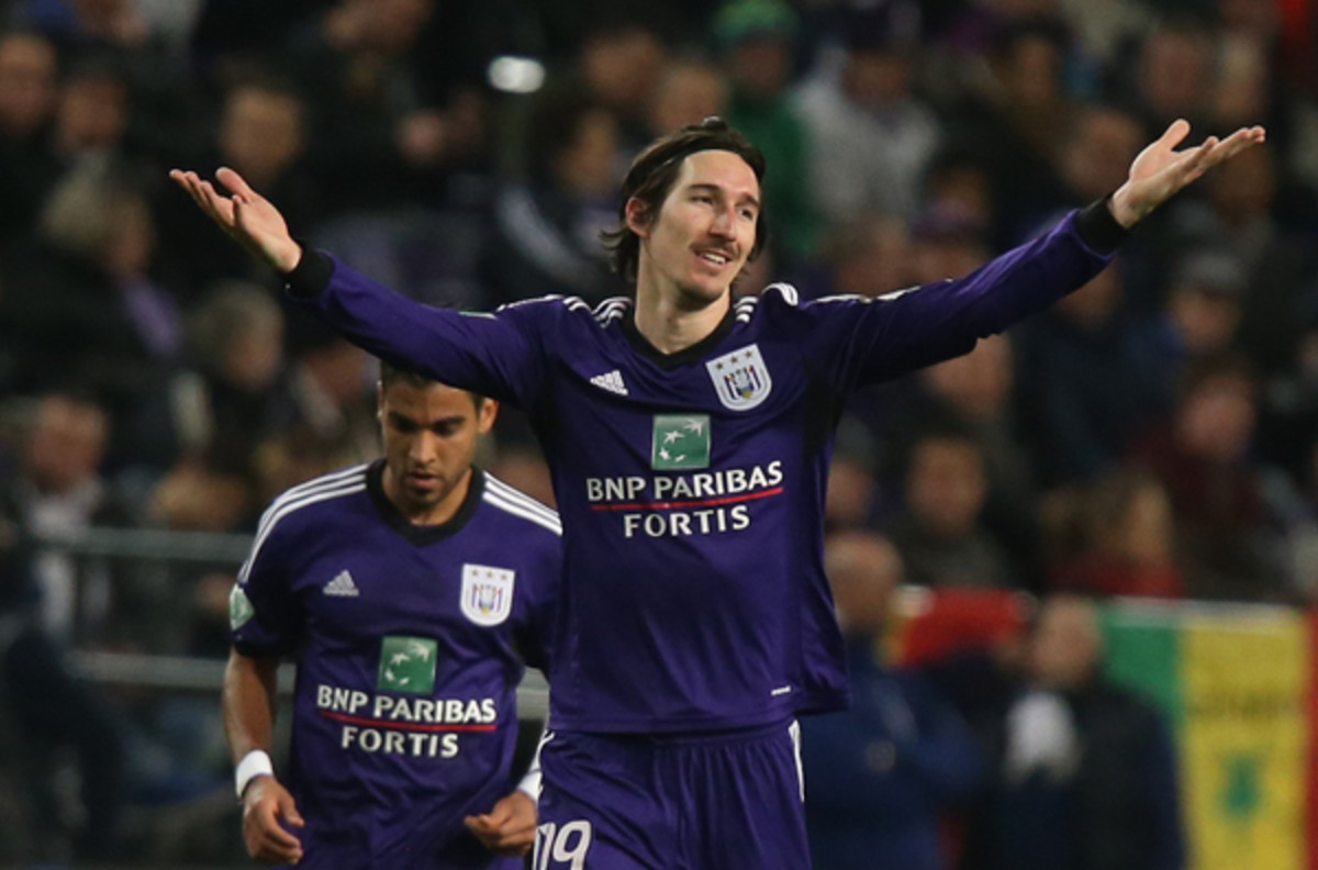 Video: Sacha Kljestan's goal for Anderlecht, his first in Champions League  - NBC Sports