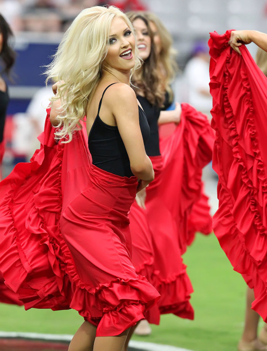 Arizona-Cardinals-cheerleaders-DAM140921011_49ers_at_Cardinals.jpg