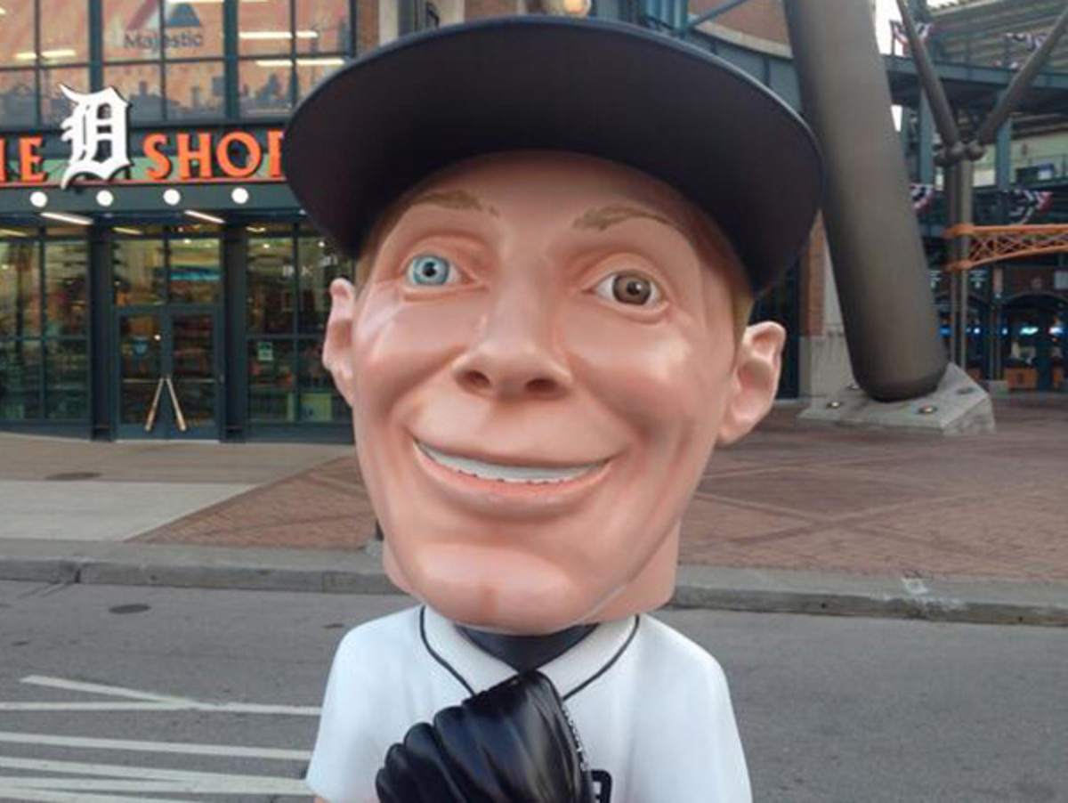 Bobblehead Max Scherzer, which is absolutely not thinking evil thoughts right now. Nope. (h/t Tom Leyden)