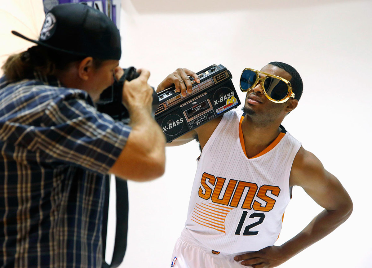 2015-Phoenix-Suns-TJ-Warren.jpg