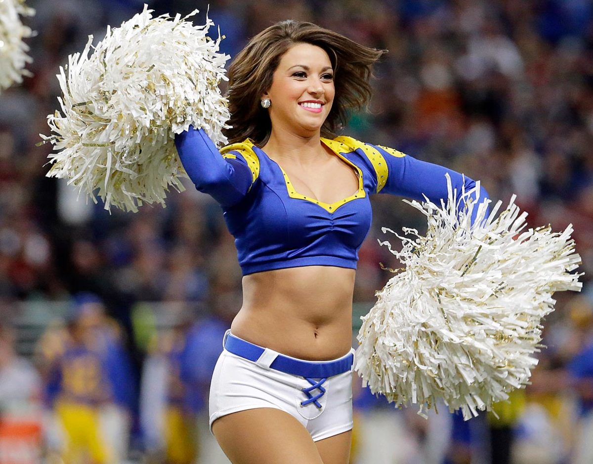 St-Louis-Rams-cheerleaders-AP441426790247_16.jpg