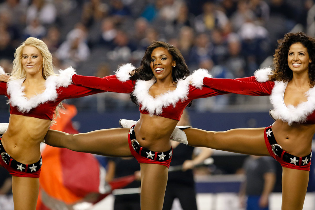Dallas-Cowboys-cheerleaders-CEY1412213399_COLTS_AT_COWBOYS.jpg