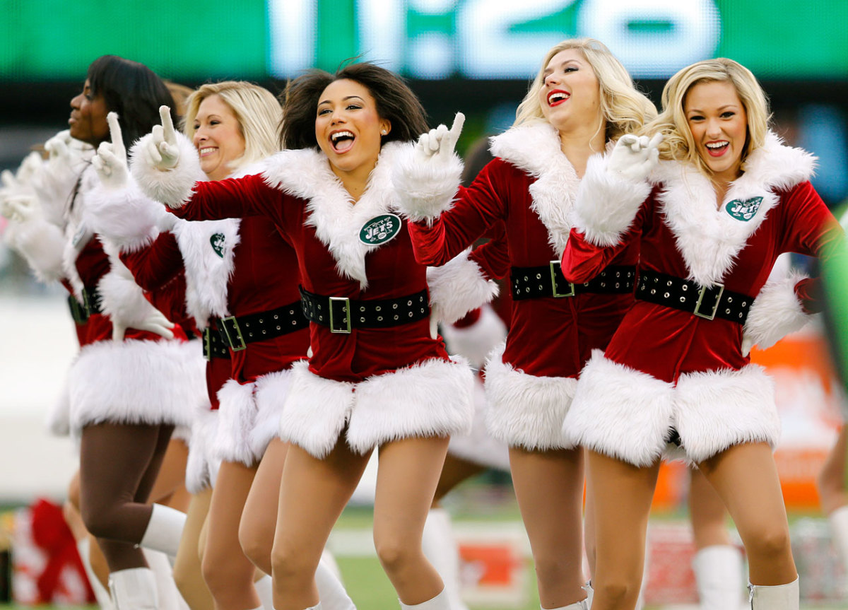 New-York-Jets-Flight-Crew-cheerleaders-AP646794642910_11.jpg