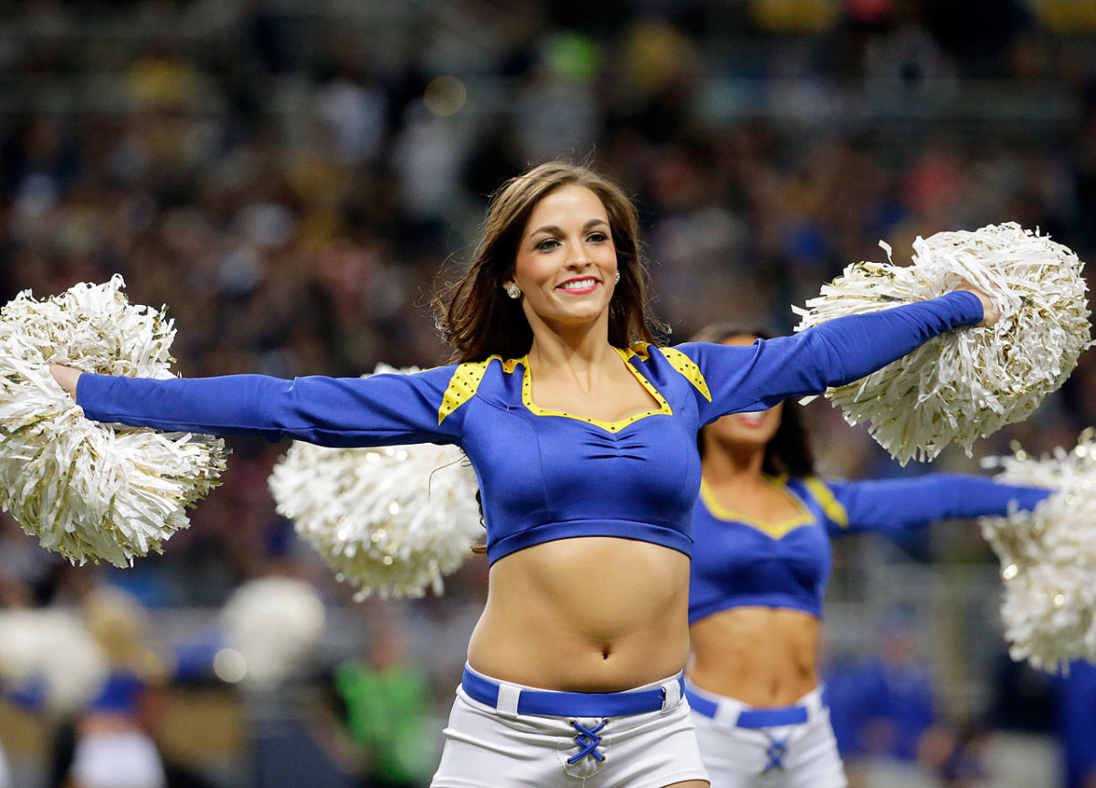St-Louis-Rams-cheerleaders-AP70468285209_18.jpg