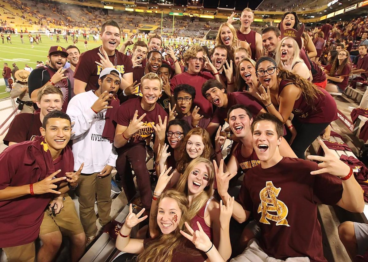 Arizona_State_Superfans-BY4_3691.jpg