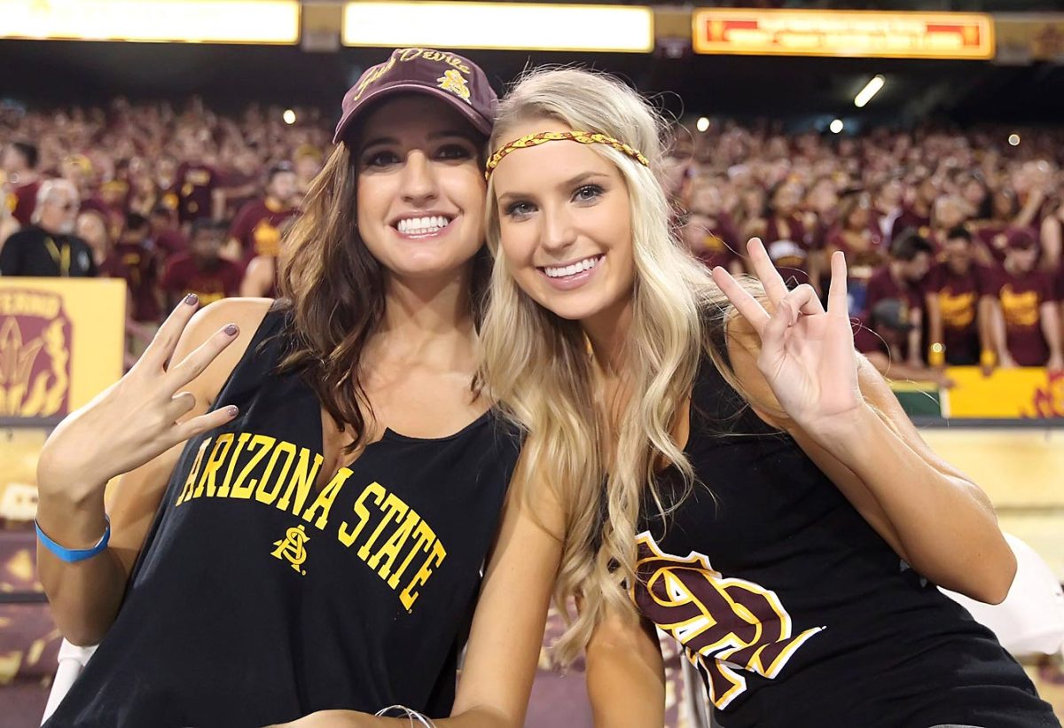 Arizona_State_Superfans-BY4_3858.jpg