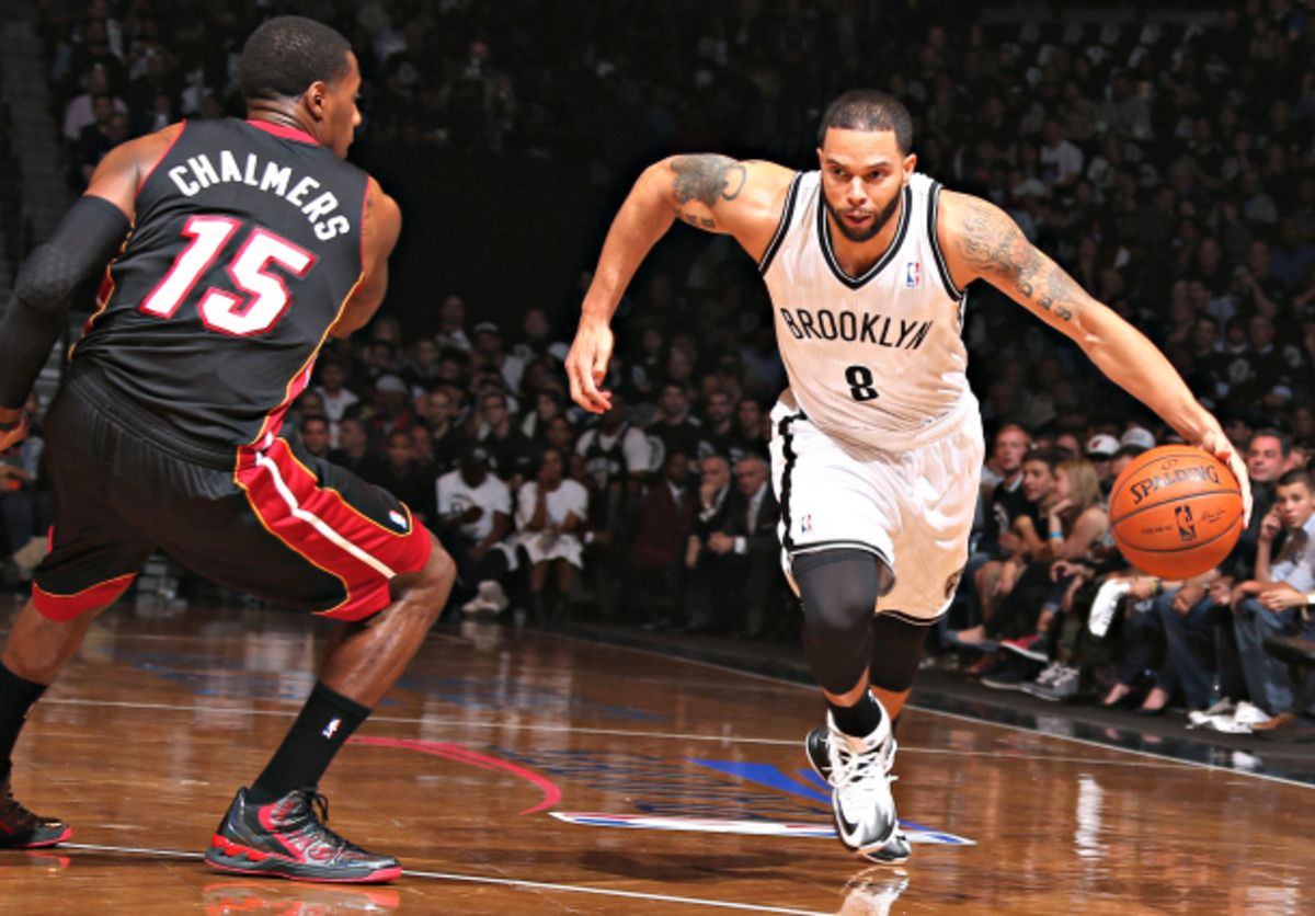 Deron Williams will finally undergo surgery to address lingering injuries in his ankles. (Nathaniel S. Butler/NBAE via Getty Images)