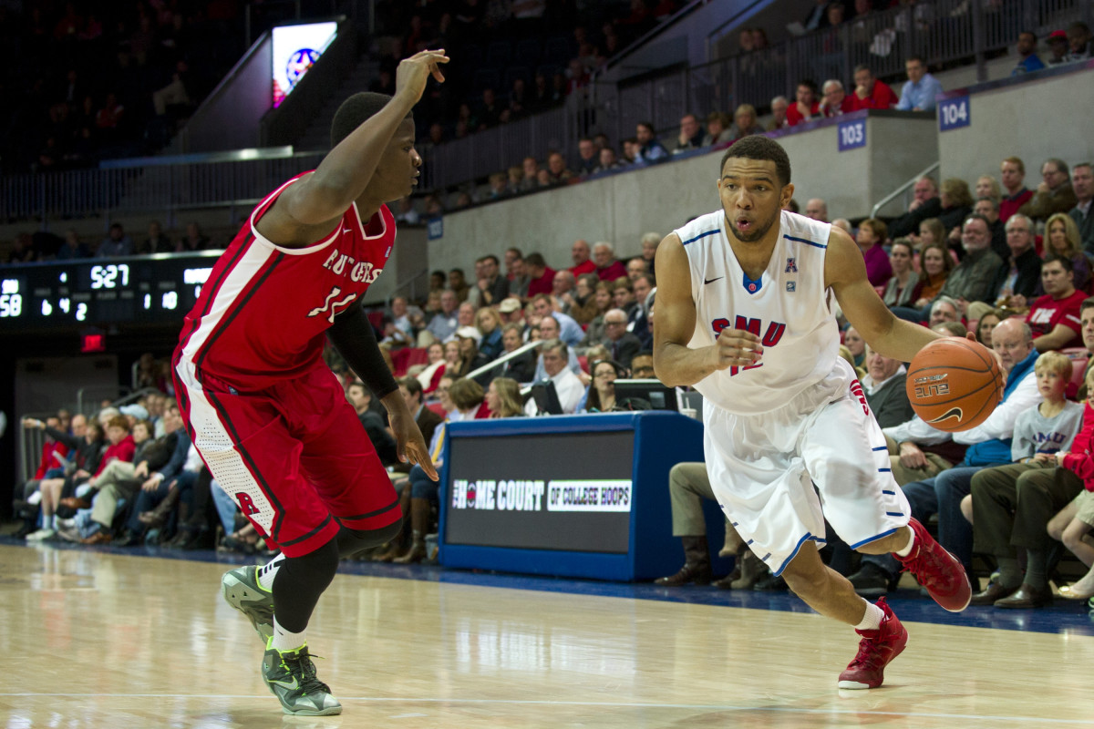 SMU sold 350,000 of beer and wine at basketball games last season