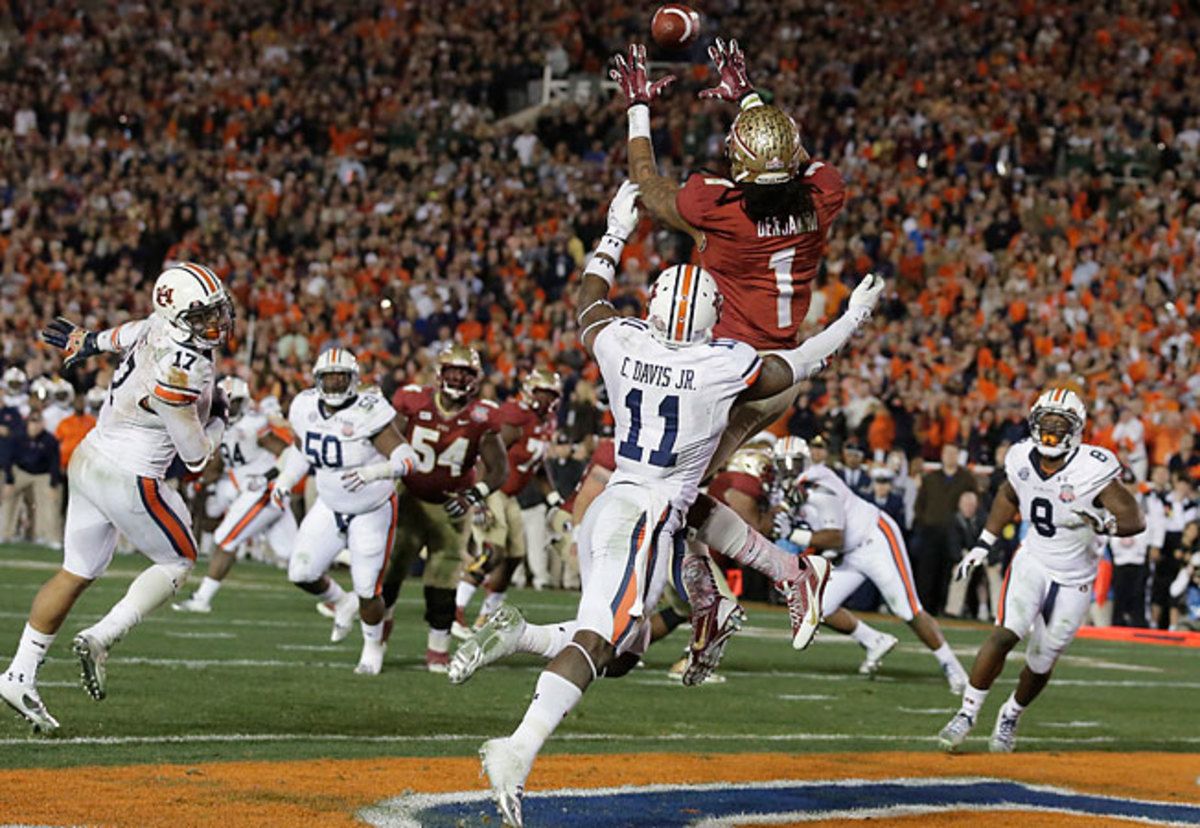Kelvin Benjamin (1) outjumped Auburn's Chris Davis (11) for Florida State's game-winning touchdown.