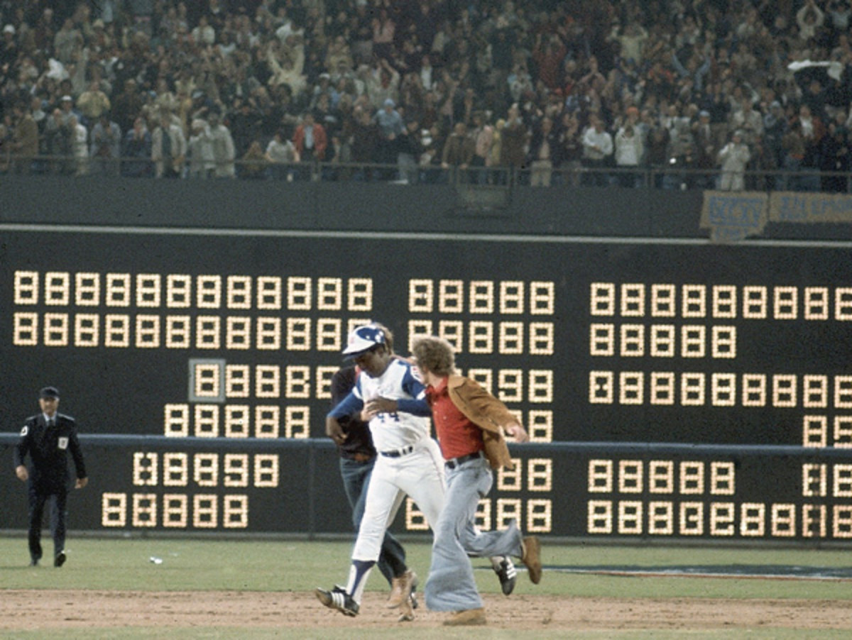 Watch Hank Aaron hits recordbreaking 715th homer 40 years ago today