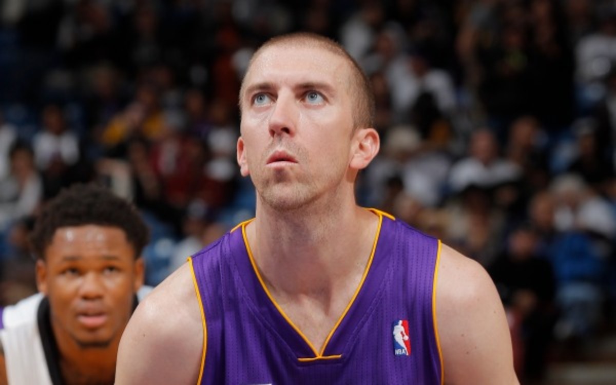  Steve Blake out for at loto by Rocky Widner/NBAE via Getty Images)