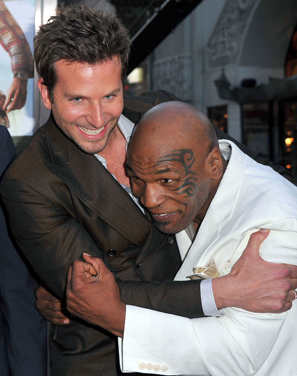 2011-mike-tyson-bradley-cooper.jpg