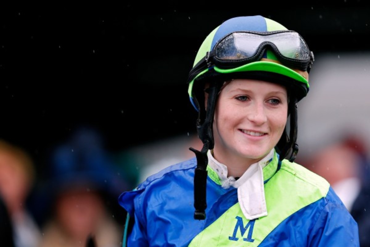 10 Things to Know About Rosie Napravnik, the Only Female Jockey in the