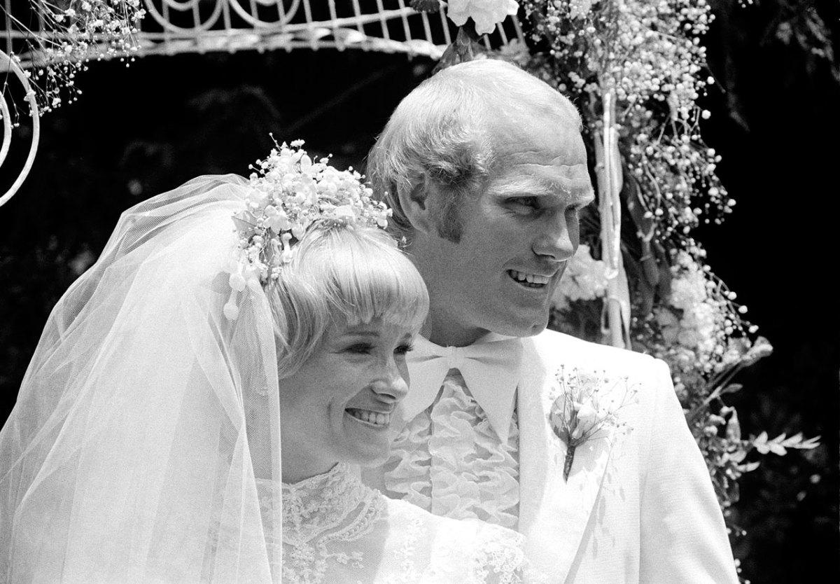 1976-Terry-Bradshaw-JoJo-Starbuck-wedding.jpg